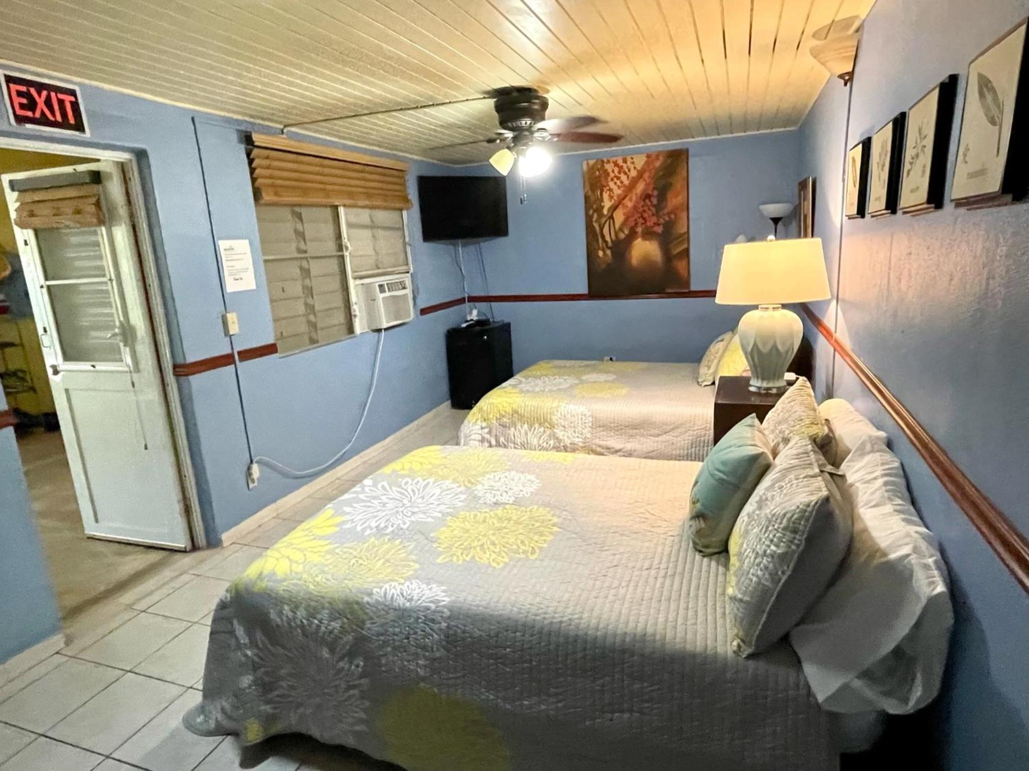 Esperanza Inn Guesthouse (Adults Only) Vieques Pokoj fotografie